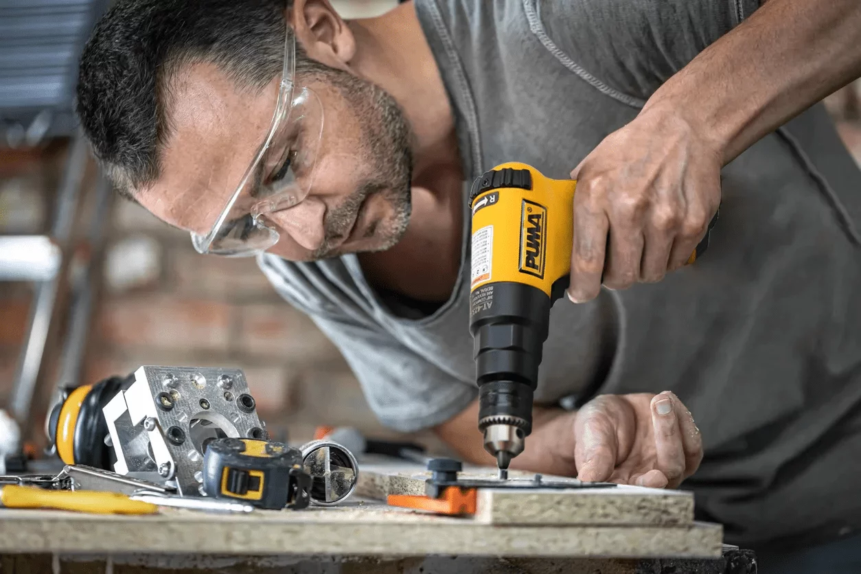 خدمات وما ایر